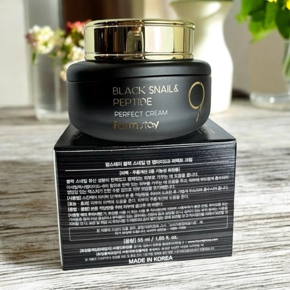 NWOT FARM STAY - BLACK SNAIL & PEPTIDE9 - PERFECT CREAM - Picture 3 of 4